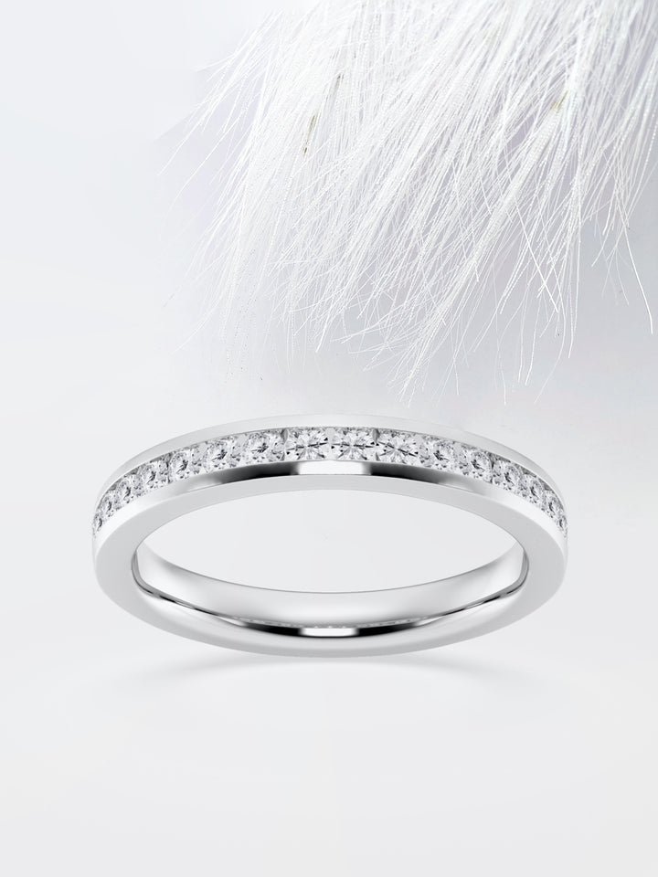 Round FG-VS2 Lab Grown Channel Set Half Eternity Band