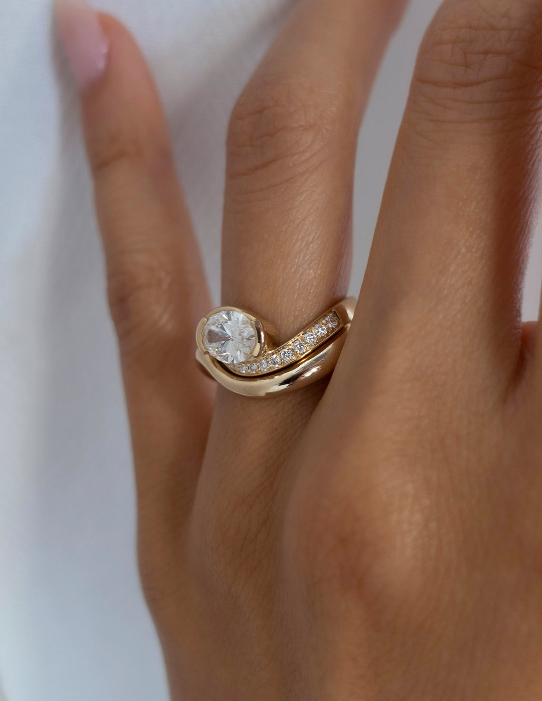 1.50CT East West Oval E-VS Lab Grown Bypass Pavé Wedding Ring With Classic Band