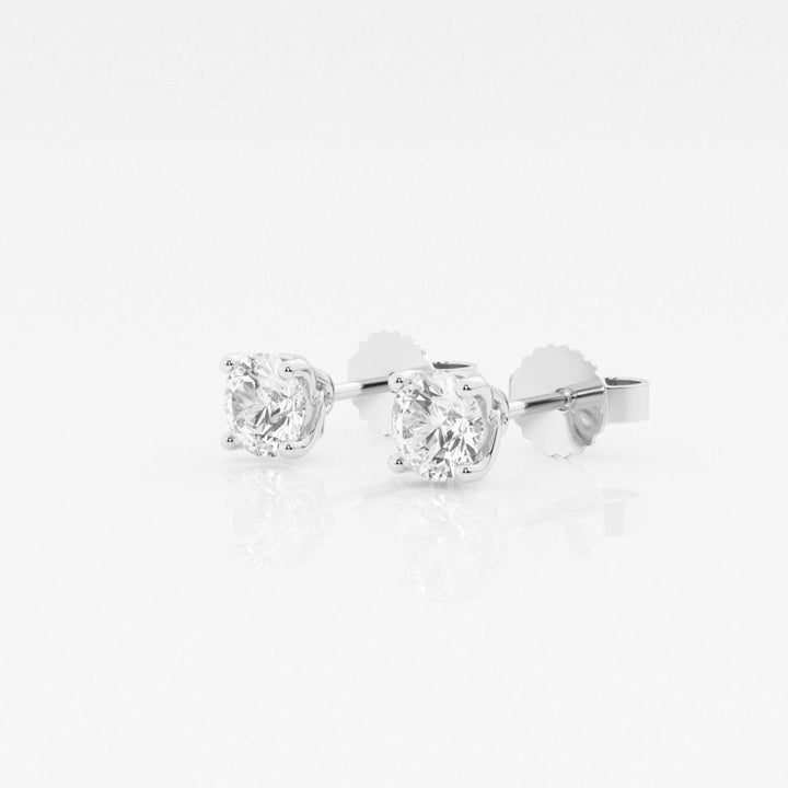 Round FG-VS2 Lab-Grown Diamond Stud Earrings For Women