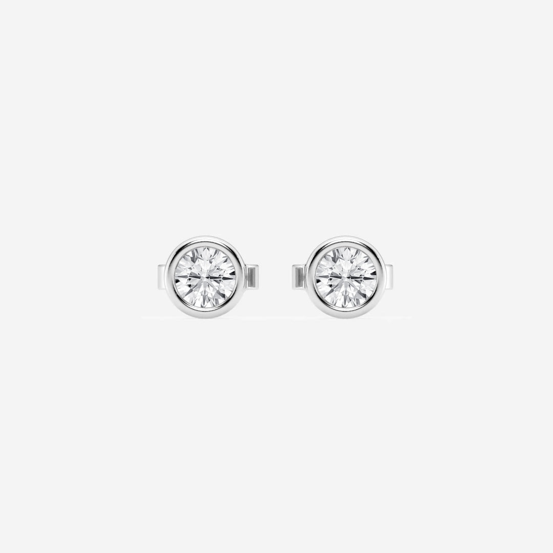 Round FG-VS2 Lab-Grown Diamond Bezel Set Stud Earrings