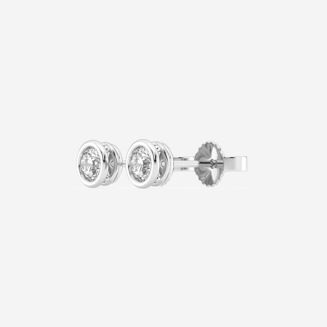 Round FG-VS2 Lab-Grown Diamond Bezel Set Stud Earrings