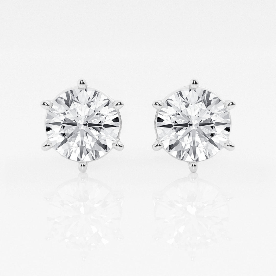 Round Cut FG-VS2 Lab-Grown Stud Earrings For Women