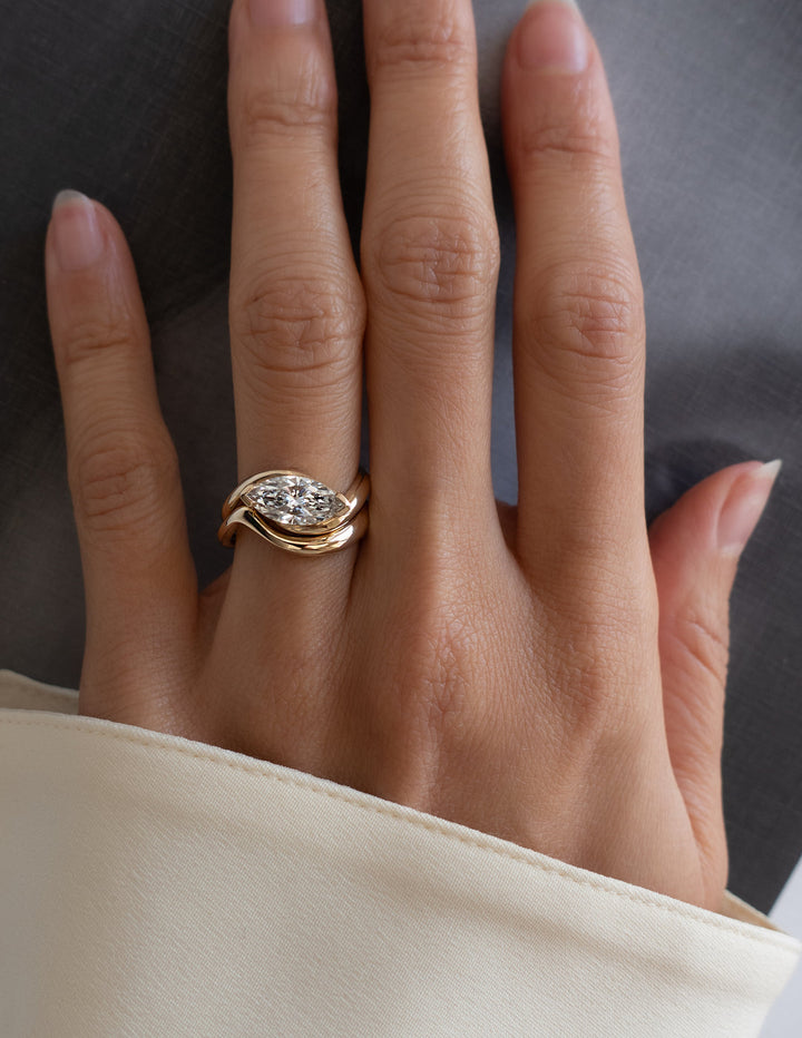 2.0CT East West Marquise E-VS Lab Grown Wave Bridal Ring Set With Classic Bands