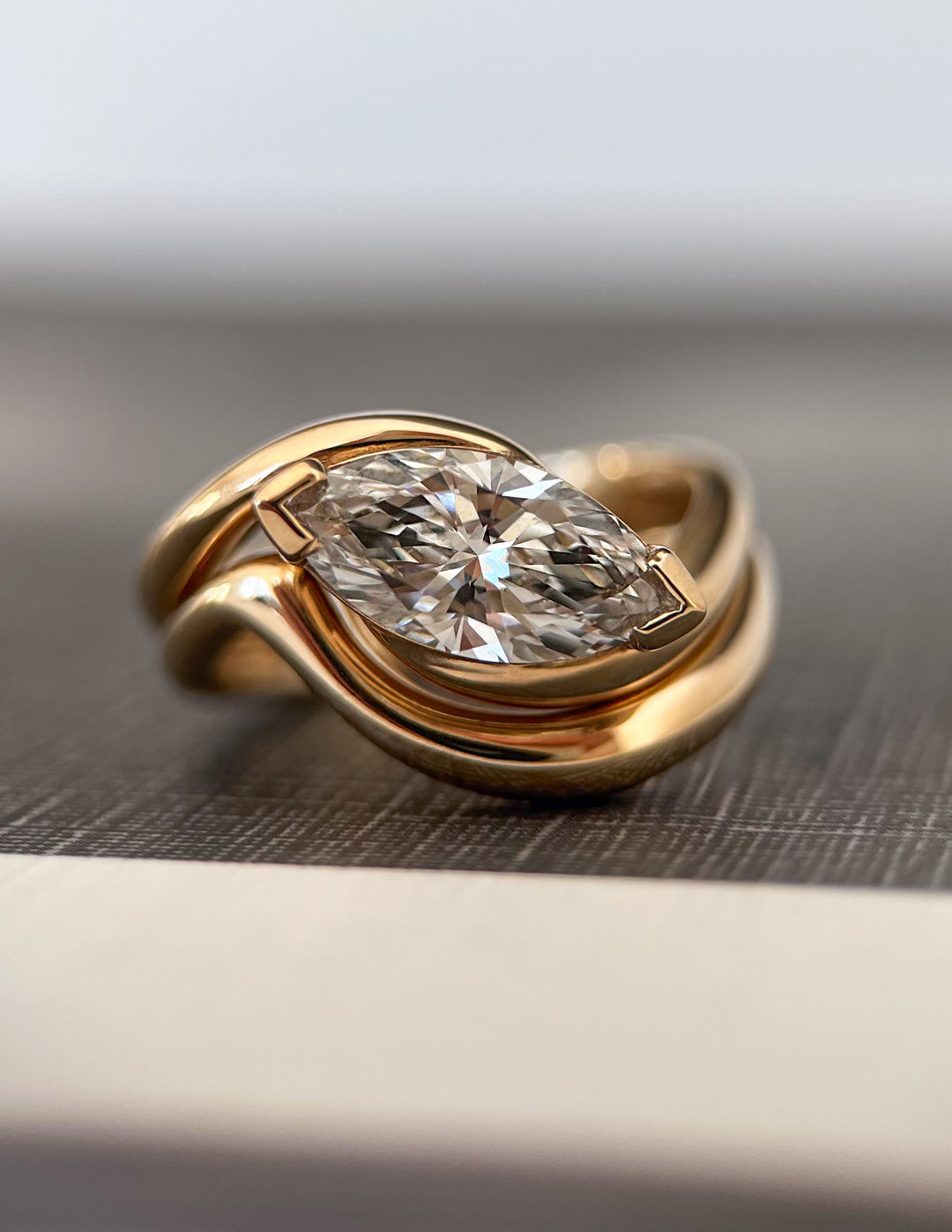 2.0CT East West Marquise E-VS Lab Grown Wave Bridal Ring Set With Classic Bands