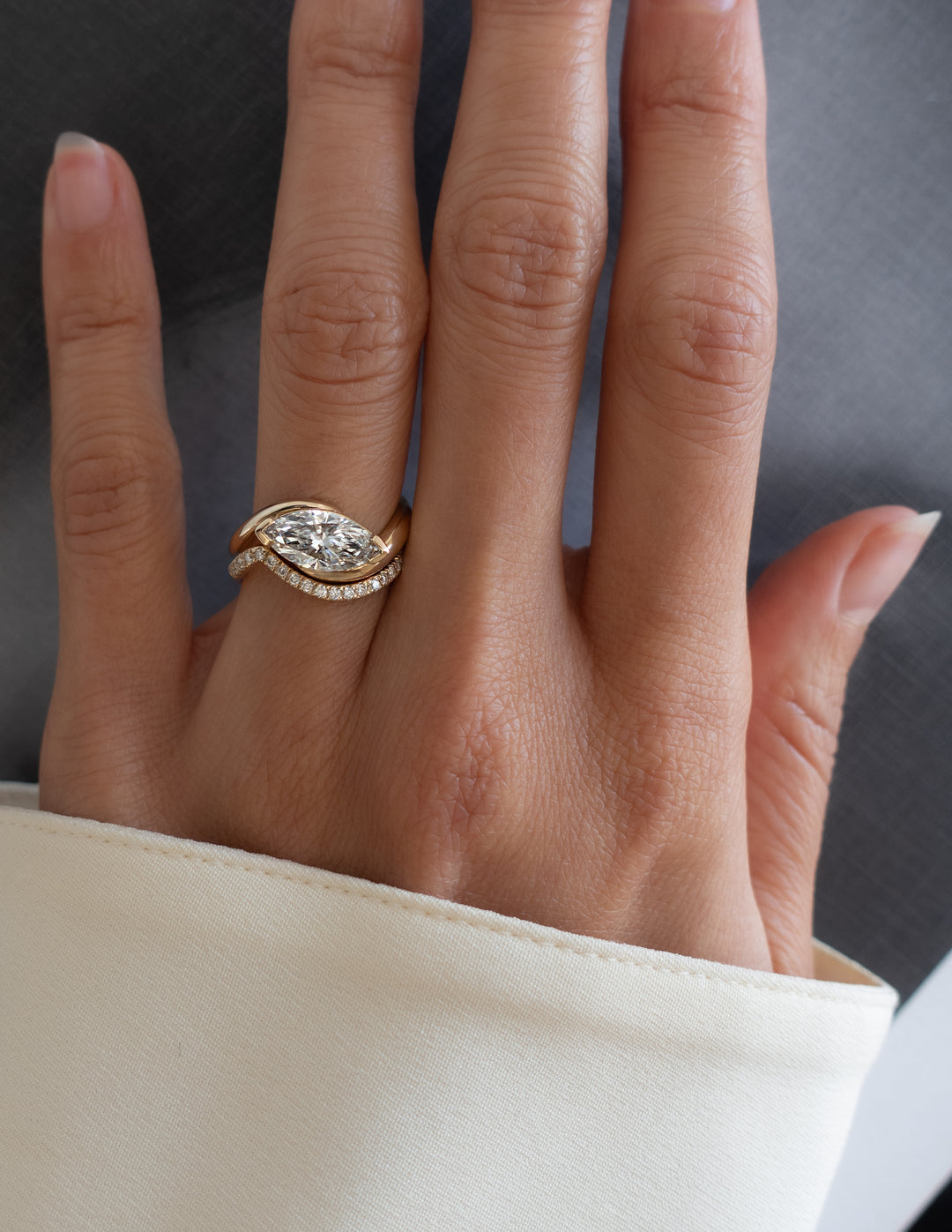 2.0CT East West Marquise E-VS Lab Grown Wave Bridal Ring Set With Classic Bands