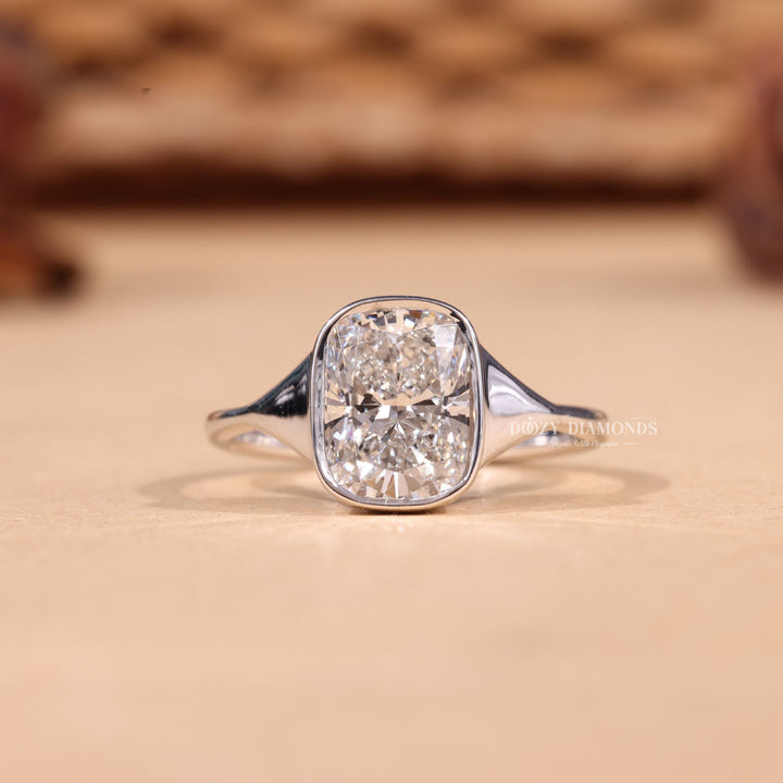 3.0CT-5.0CT Bezel Set Cushion FE/VS2 Lab Grown Diamond Engagement Ring