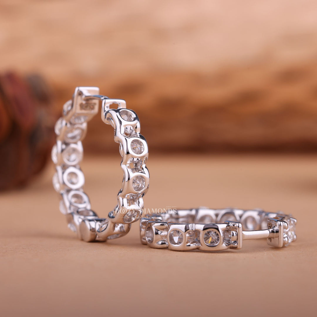 Round EF-VS2 Lab-Grown Diamond Hoops Earrings