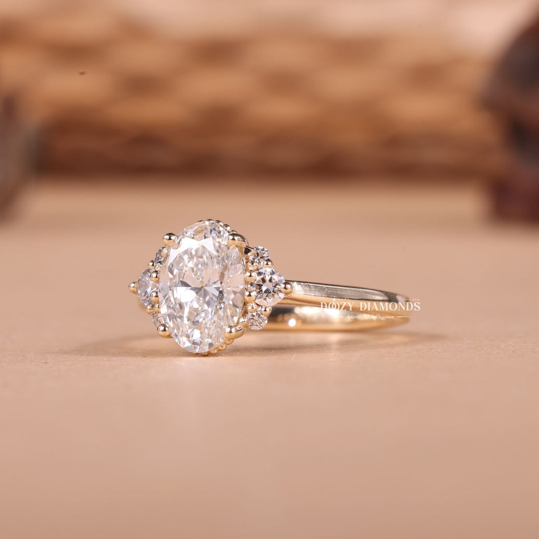 2.0CT-3.0CT Oval E/VS1 Lab Grown Diamond Vintage Cluster Engagement Ring