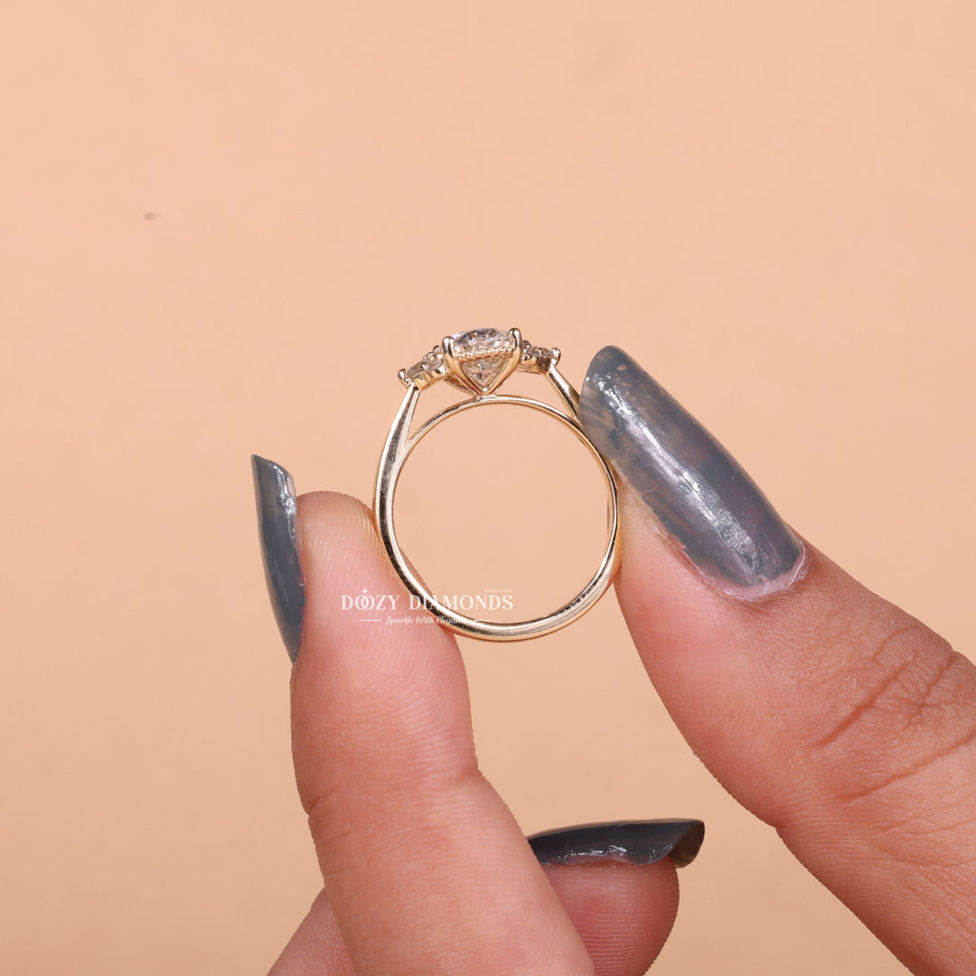 2.0CT-3.0CT Oval E/VS1 Lab Grown Diamond Vintage Cluster Engagement Ring