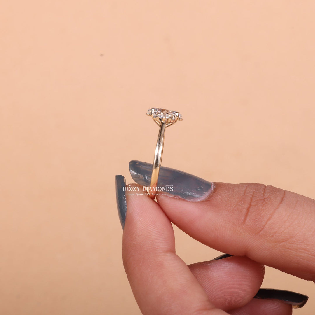 2.0CT-3.0CT Oval E/VS1 Lab Grown Diamond Vintage Cluster Engagement Ring