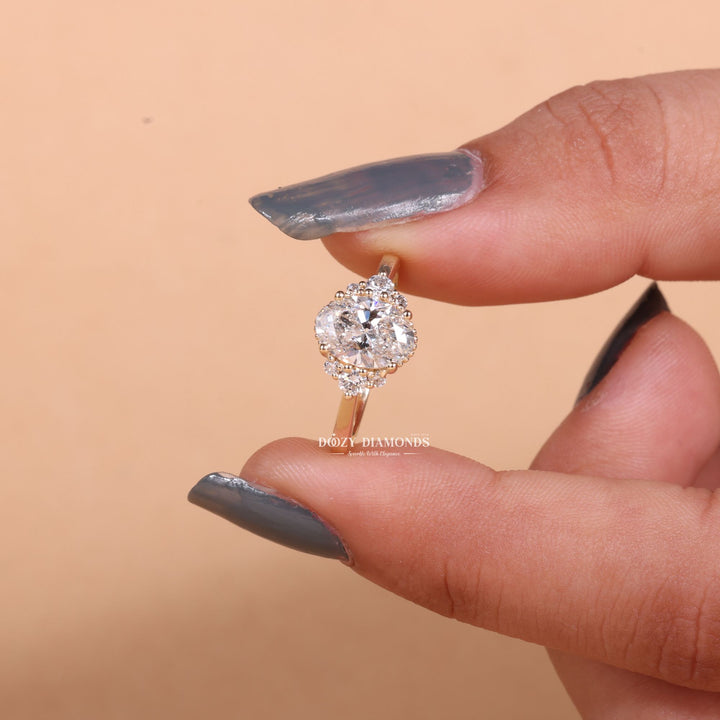 2.0CT-3.0CT Oval E/VS1 Lab Grown Diamond Vintage Cluster Engagement Ring