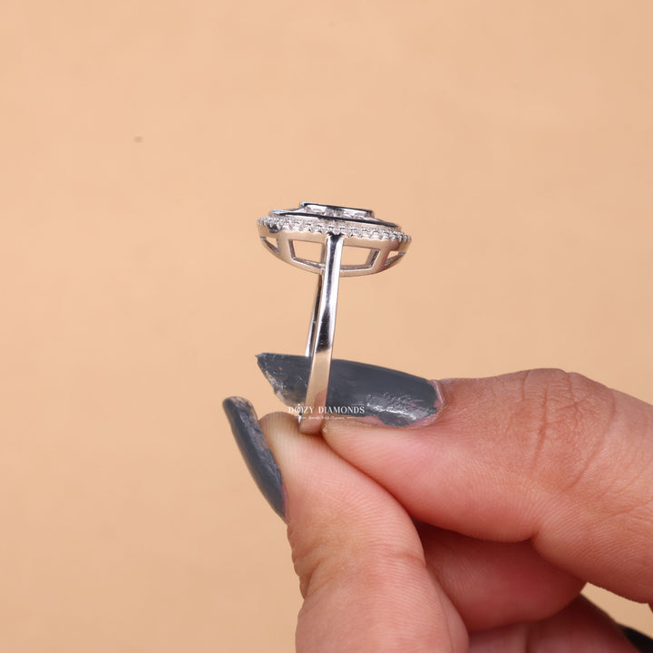 0.25CT-0.75CT Oval EF/VS2 Lab Grown Diamond Halo Cluster Engagement Ring