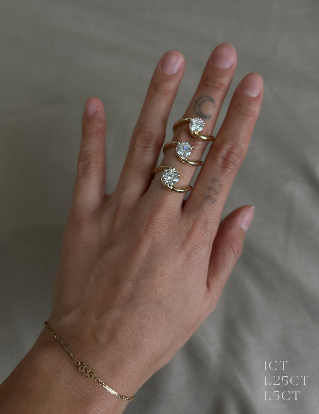 1.0CT Round E-VS Lab Grown Bypass Wedding Ring Set With Classic Band