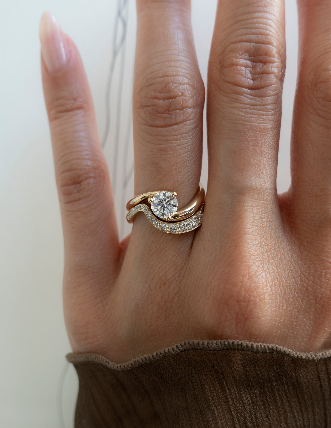 1.0CT Round E-VS Lab Grown Bypass Wedding Ring Set With Classic Band