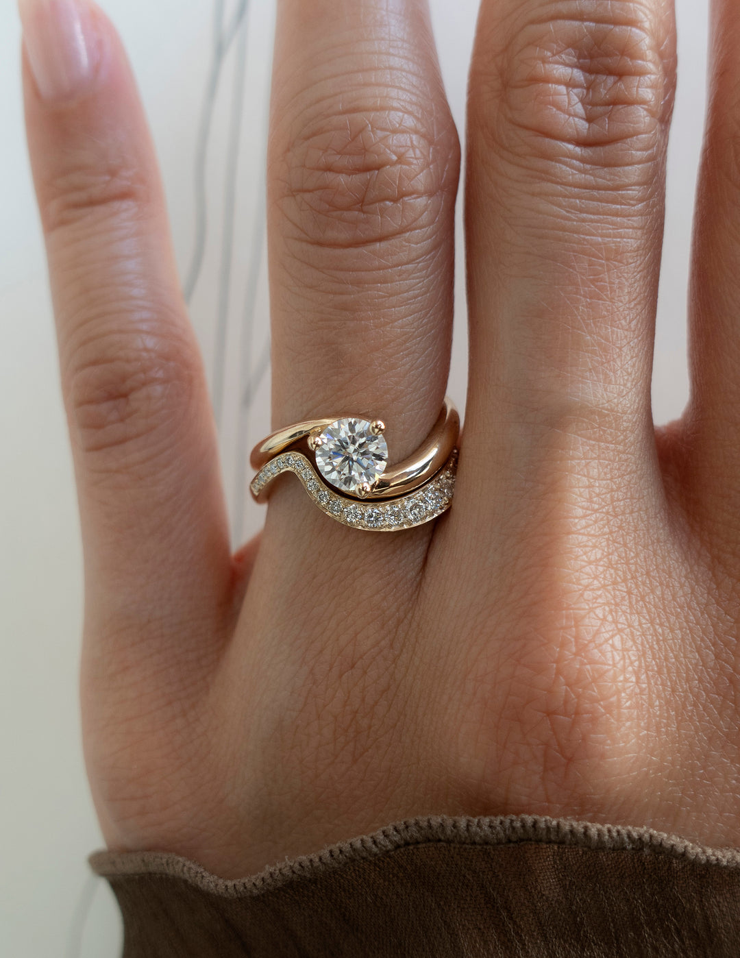 1.0CT Round E-VS Lab Grown Bypass Wedding Ring Set With Classic Band