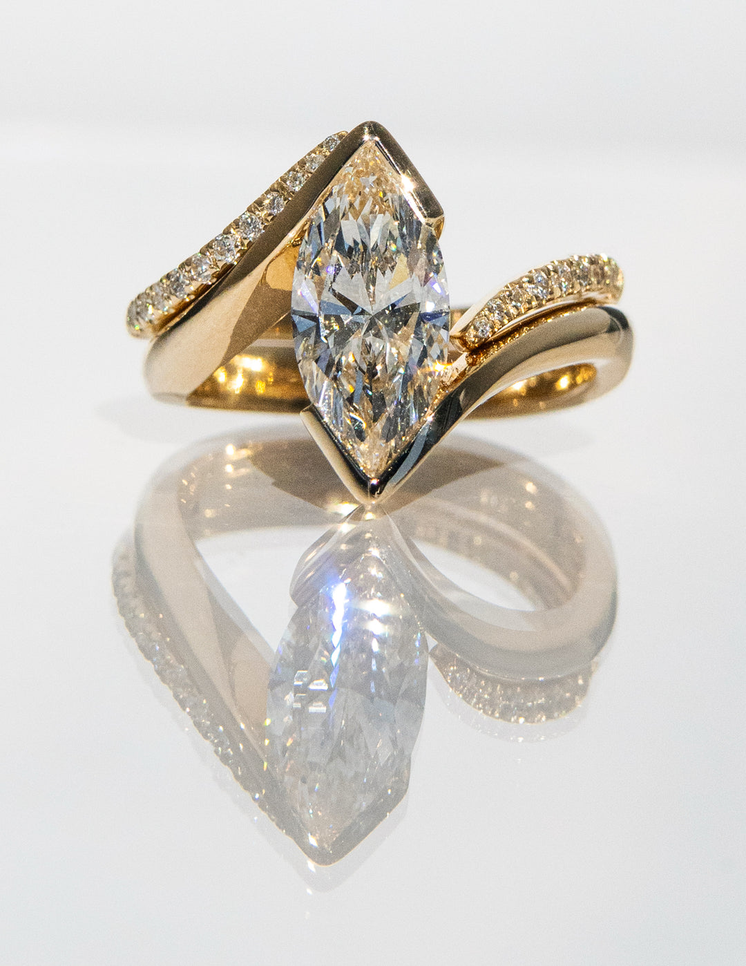 2.0CT Half Bezel Marquise F-VS Lab Grown Wedding Ring with Curved Band