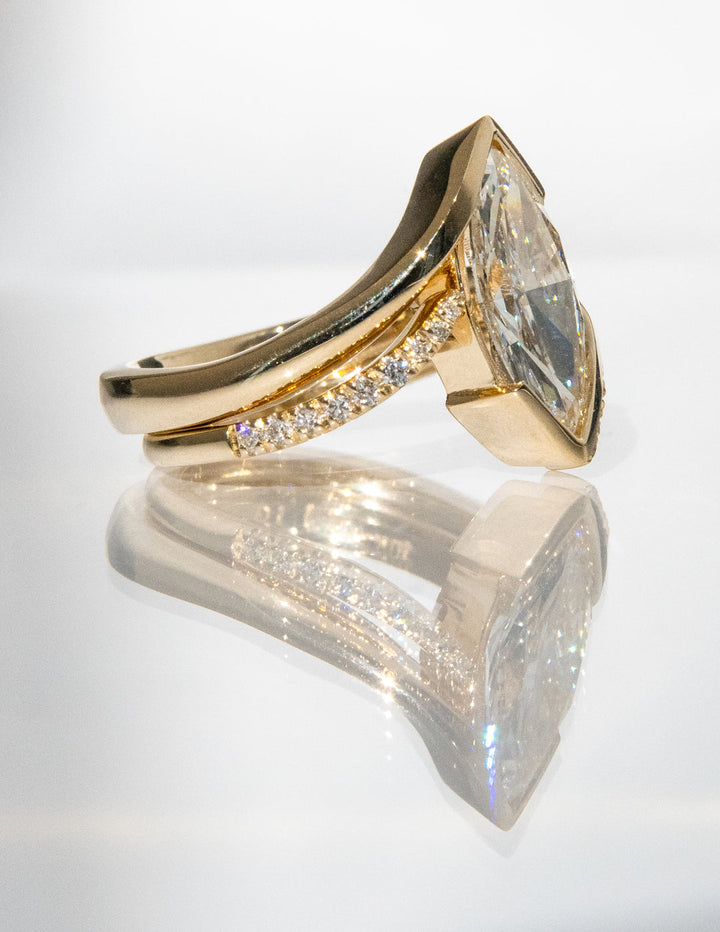 2.0CT Half Bezel Marquise F-VS Lab Grown Wedding Ring with Curved Band