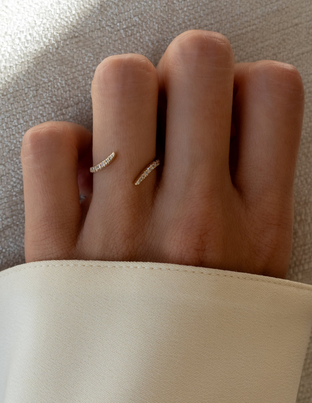 Round Diamond CVD EF/VVS Wrap Pavé Wedding Band For Women