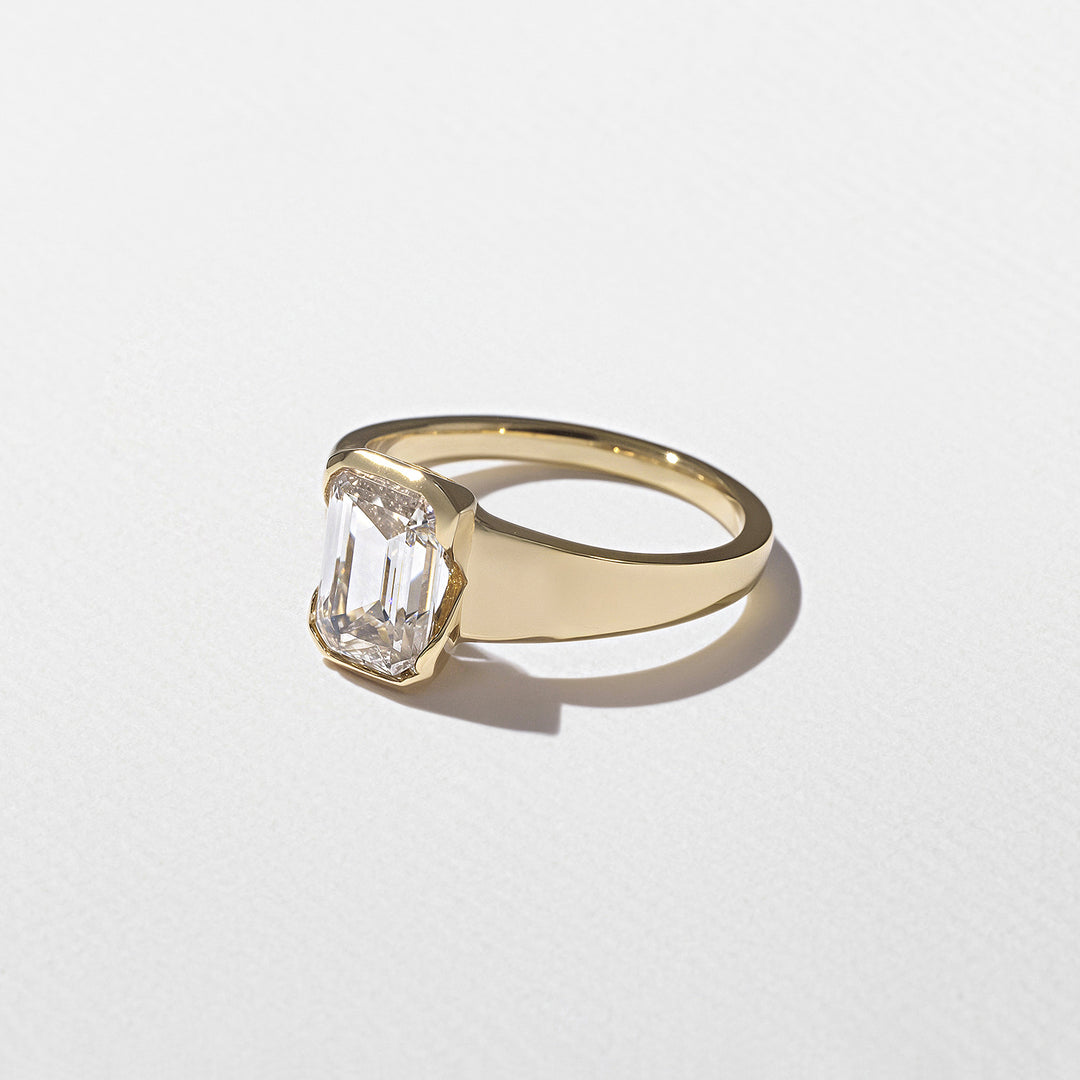 2.0CT Emerald E-VS Lab Grown Thick Wedding Ring With Thick Pave Band