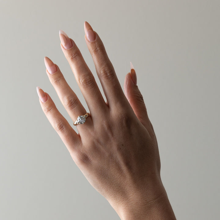 2.50CT Round E-VS Lab Grown Thick Diamond Ring With Twirl Plain Band