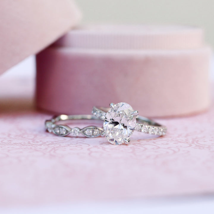 Round DE-VS1 Lab Grown Diamond Petite Pave Wedding Band