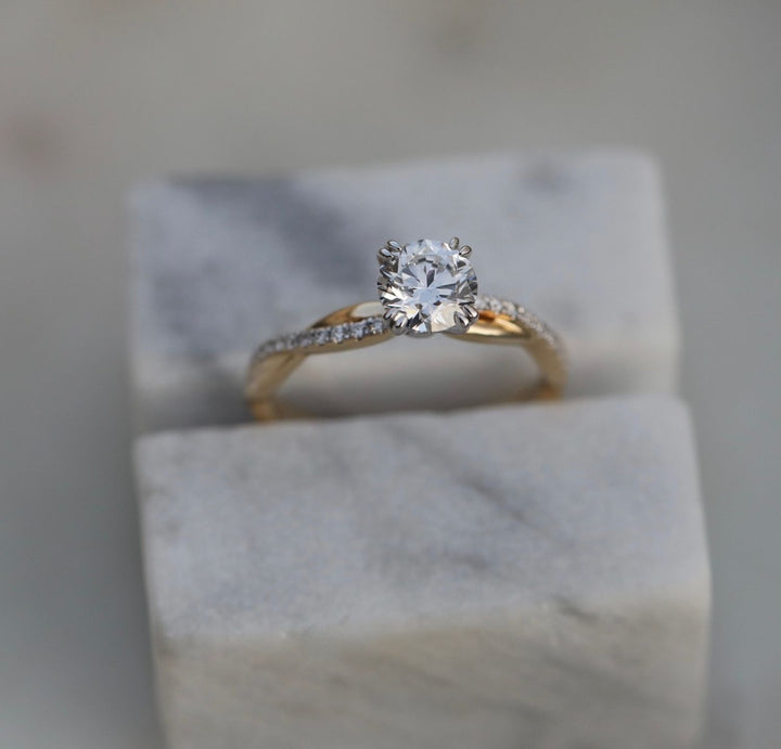 0.89 CT Round Solitaire CVD E/VS1 Diamond Engagement Ring - Doozy Diamonds