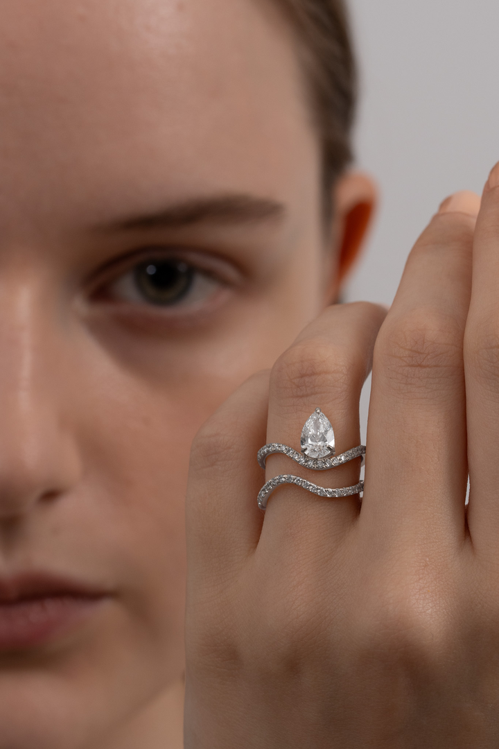 1.0CT-2.0CT Pear Cut Lab Grown Diamond Wave Engagement Ring for Her
