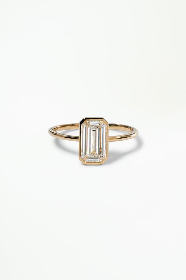 1.50CT Bezel Set Emerald F-VS Lab Grown Diamond Ring with Ridge Band