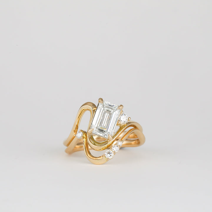 1.0CT-2.0CT Unique Emerald Cut Lab Grown Diamond Engagement Ring