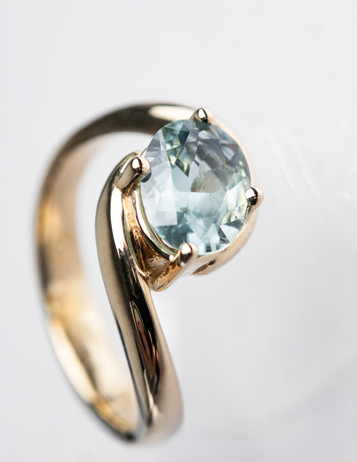 1.0CT-2.0CT Blue Sapphire Oval Cut Lab Grown Unique Diamond Engagement Ring
