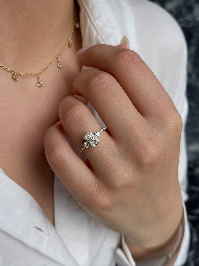 Radiant glamorous engagement ring, Radiant sophisticated engagement ring, Radiant trendy engagement ring, Radiant fashionable engagement ring, 