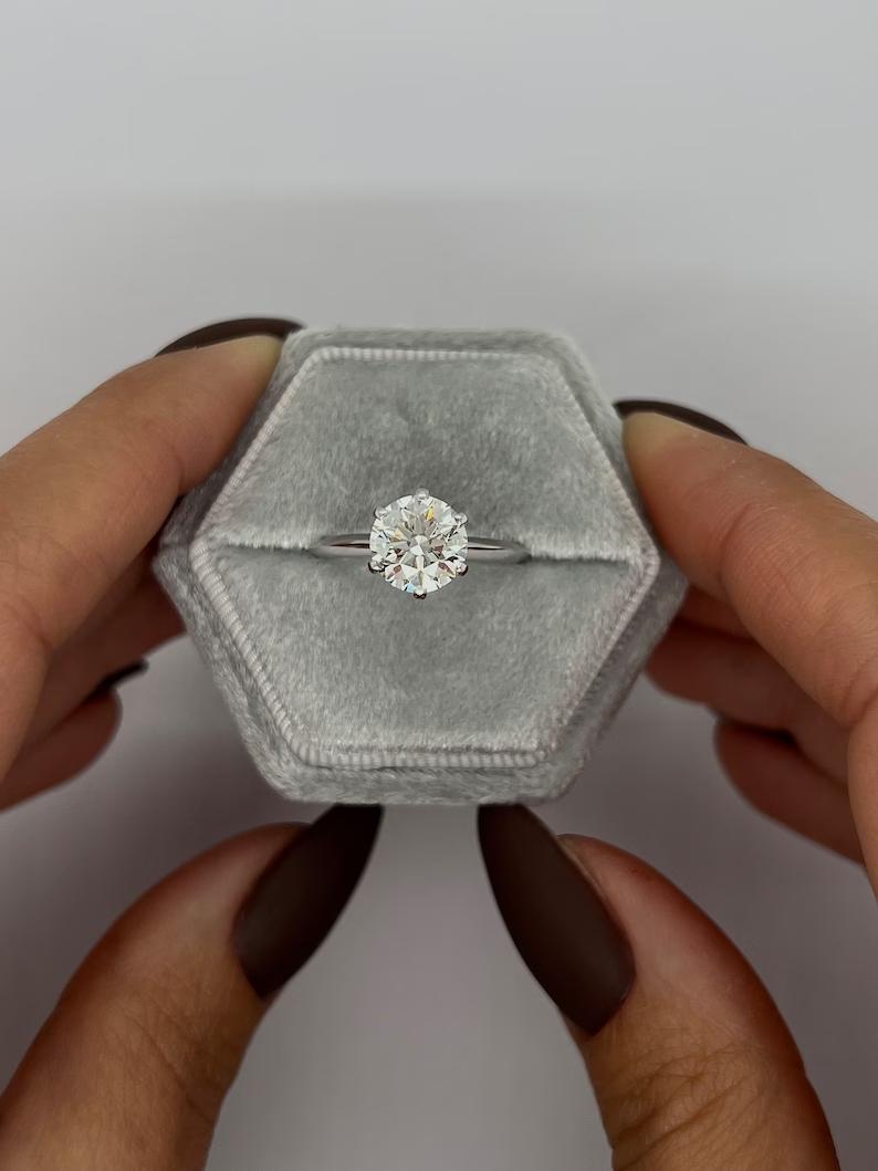1-50-ct-round-solitaire-cvd-f-vs2-diamond-engagement-ring