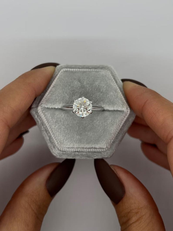 1-50-ct-round-solitaire-cvd-f-vs2-diamond-engagement-ring