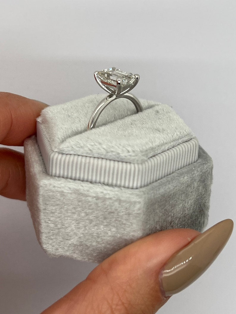  Emerald versatile engagement ring, Emerald ethical engagement ring, Emerald sustainable engagement ring, Emerald conflict-free engagement ring, Emerald lab-grown engagement ring,