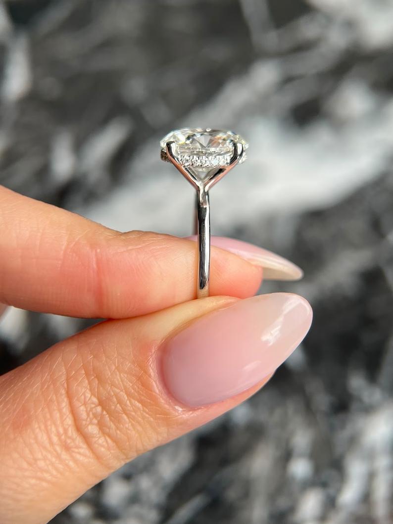 Oval personalized engagement ring, Oval exclusive engagement ring, Oval engraved engagement ring, Oval halo diamond engagement ring, Oval solitaire diamond engagement ring, Oval unique diamond engagement ring, 