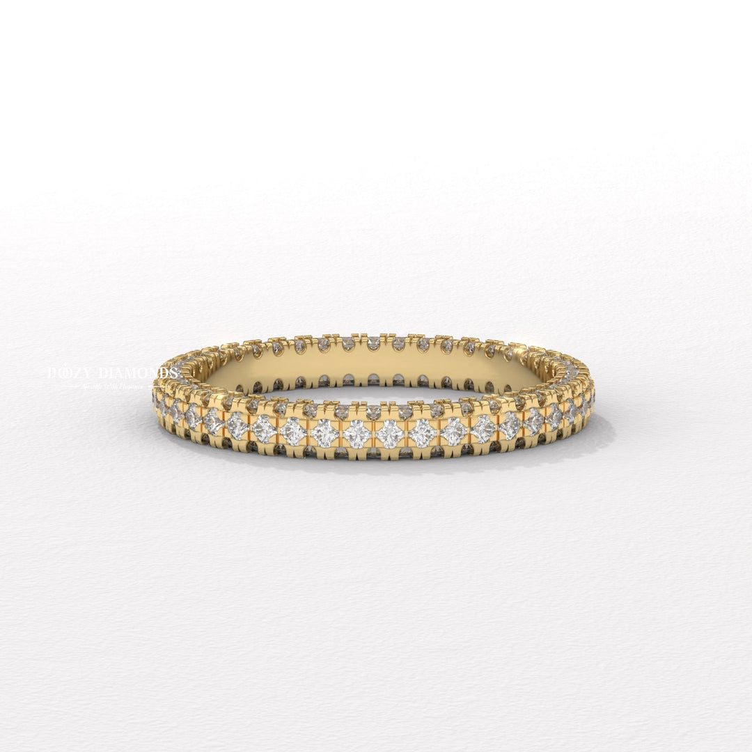 White gold wedding band
White gold wedding ring
14k white gold band