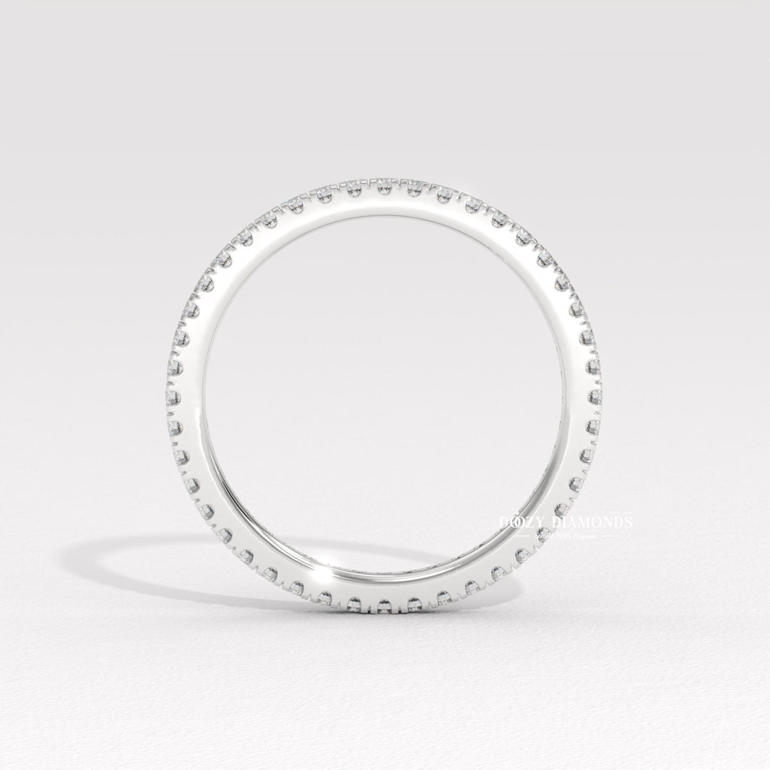 14k gold eternity band
18k white gold ring
Yellow gold eternity ring
Rose gold diamond band