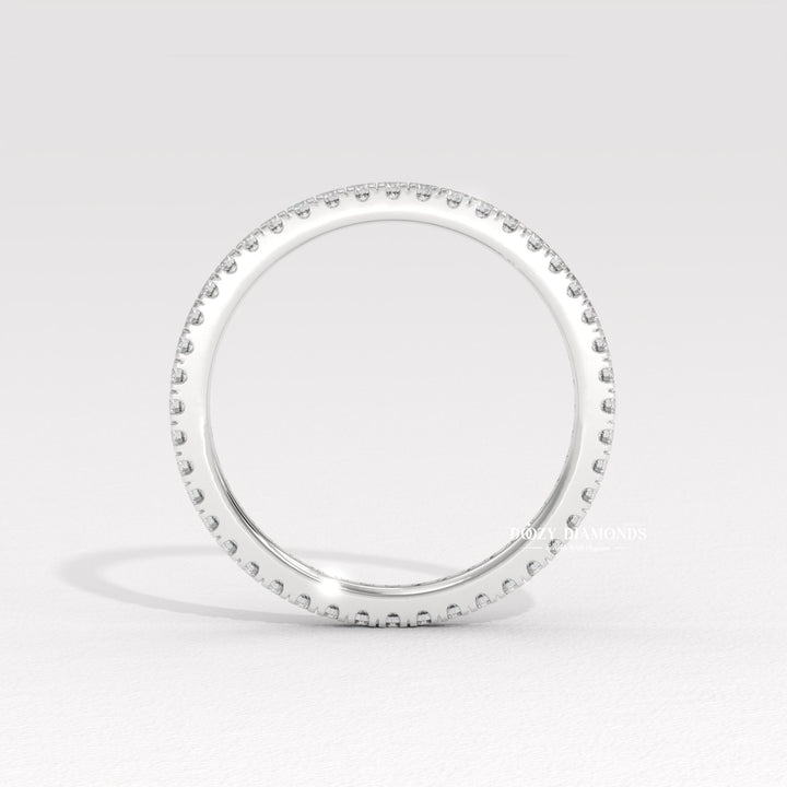 14k gold eternity band
18k white gold ring
Yellow gold eternity ring
Rose gold diamond band