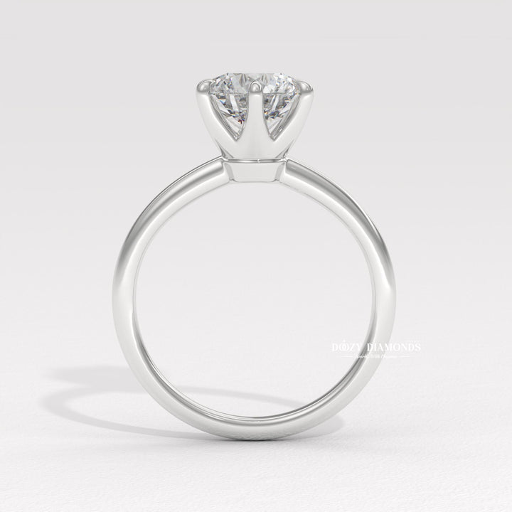 Sustainable Luxury Solitaire Ring
21. Eco-Conscious Solitaire Diamond Ring
22. Flattering Round Solitaire Design
23. Handcrafted Brilliant Cut Ring
