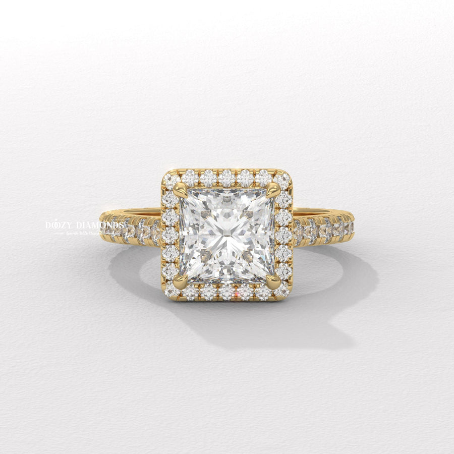 White gold engagement ring
Rose gold engagement ring
Yellow gold engagement ring
Platinum engagement ring