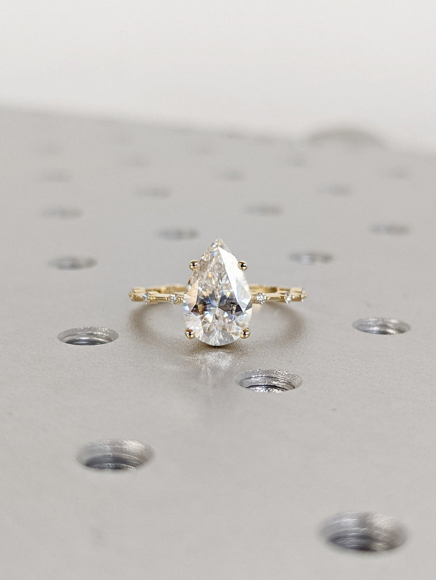 Women's 2 carat pear shaped lab grown diamond engagement ring