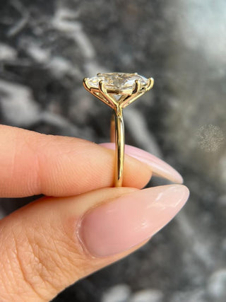 Marquise delicate engagement ring, Marquise timeless engagement ring, Marquise elegant engagement ring, Marquise whimsical engagement ring, Marquise glamorous engagement ring,