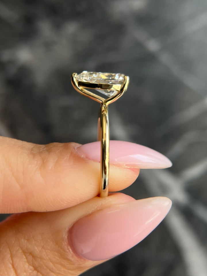 Pear timeless diamond ring, Pear elegant diamond ring, Pear whimsical diamond ring, Pear glamorous diamond ring, Pear sophisticated diamond ring, Pear trendy diamond ring, Pear fashionable diamond ring, Pear versatile diamond ring,