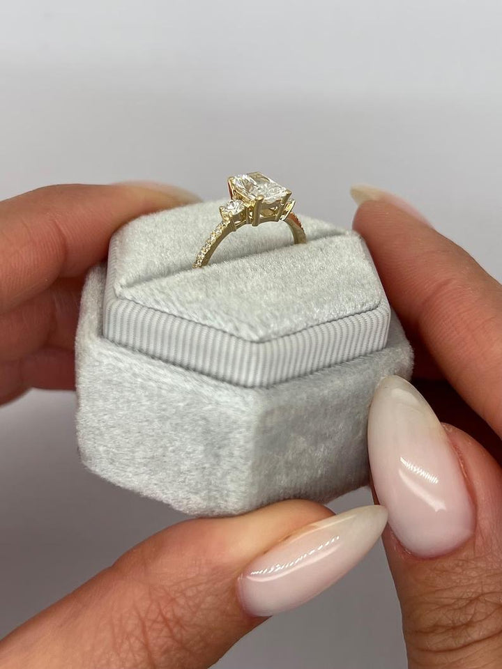 Radiant budget engagement ring, Radiant expensive engagement ring, Radiant high-quality engagement ring, Radiant best engagement ring, Radiant top-rated engagement ring, Radiant local engagement ring, 
