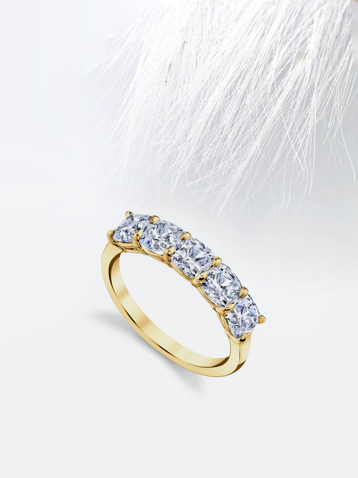 Cushion FG-VS1 Lab Grown Diamond Five Stone Wedding Band