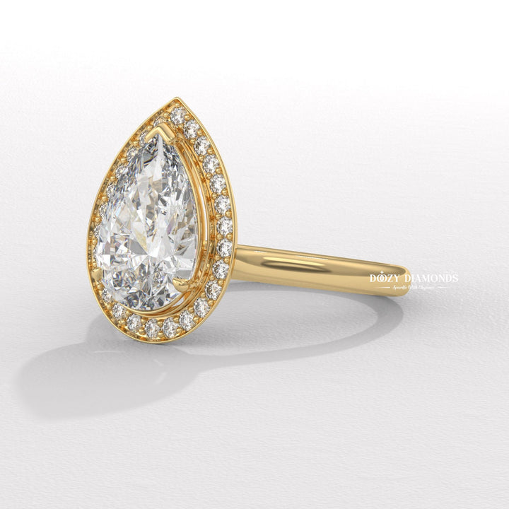1 carat pear engagement ring
2 carat pear engagement ring
VVS VS clarity pear ring