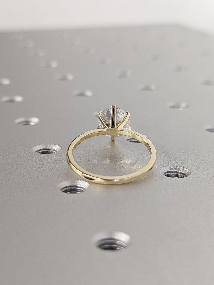six prong diamond wedding ring for women,