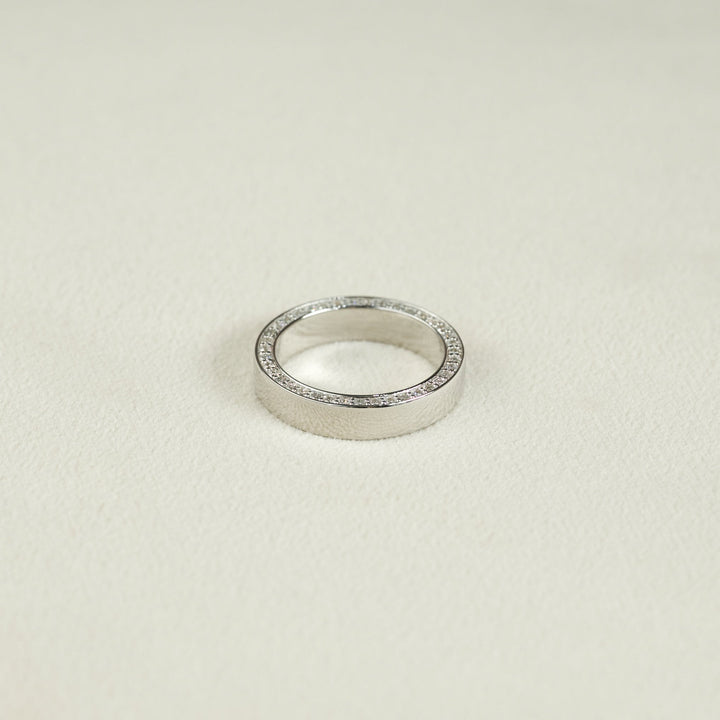 4mm Round Cut Moissanite Men's Wedding Band