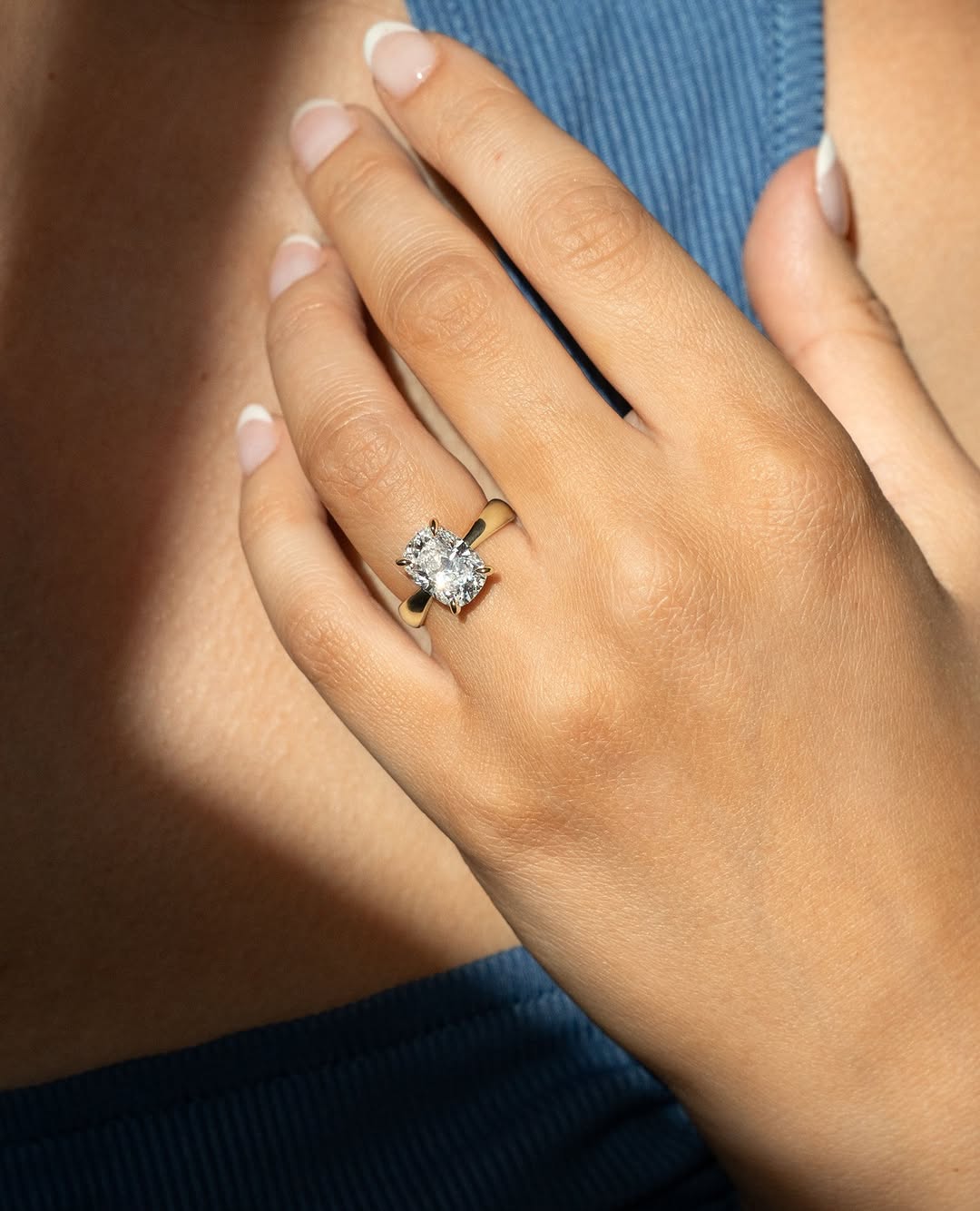 2.0-3.0 CT Cushion Cut Lab Grown Diamond Split Shank Engagement Ring