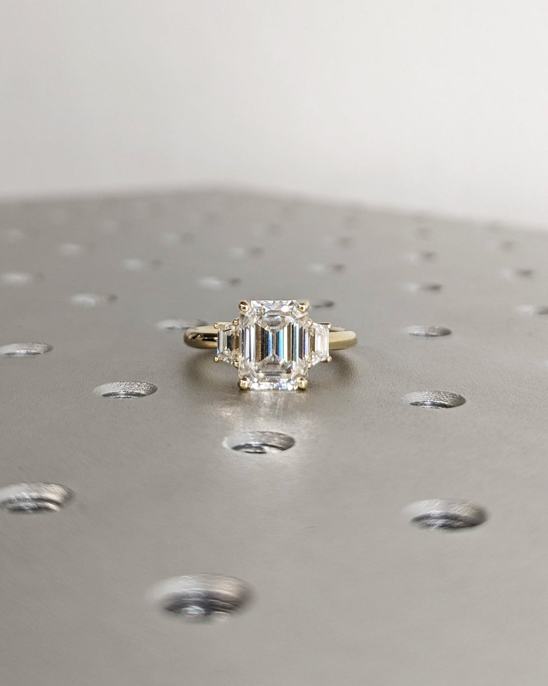 3.0 ct emerald cut diamond ring,